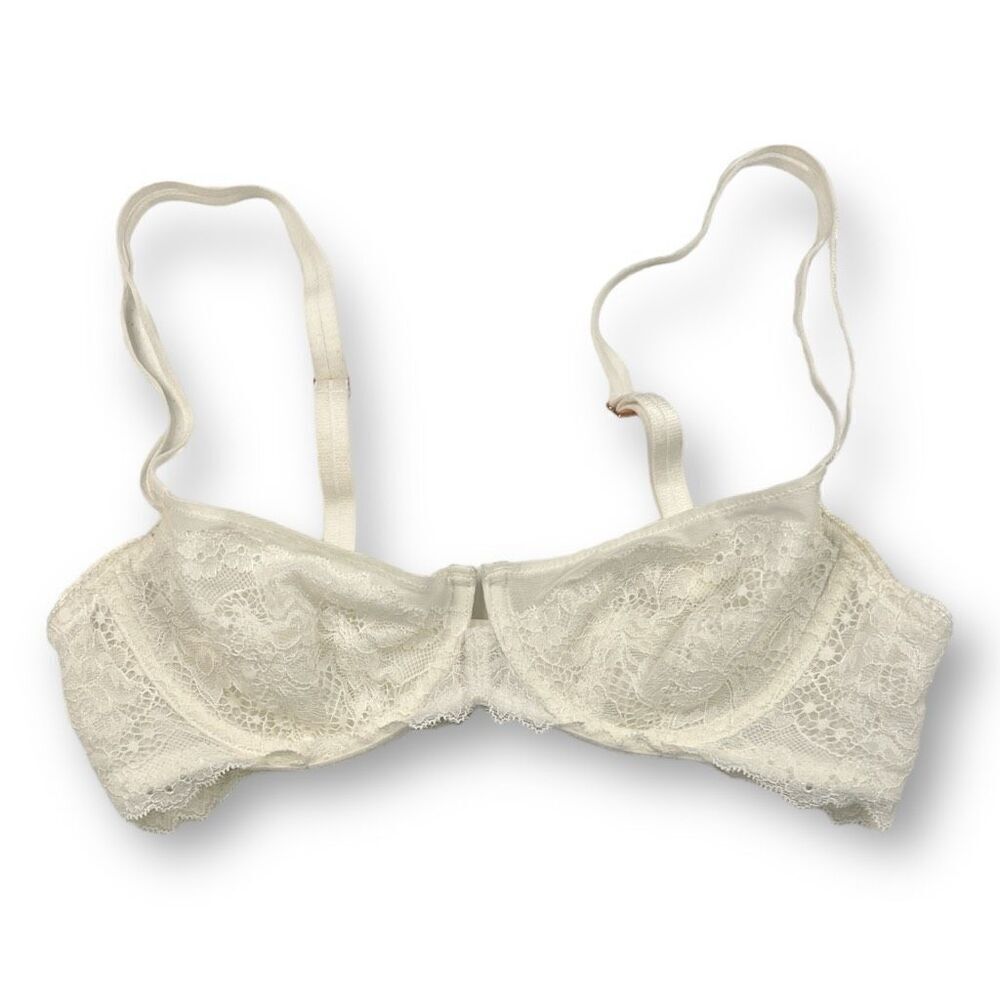 Tell Tale Lace Balconette Bra Size 34B